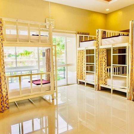 Rastahostel By Little Boat Bãi biển Chaweng Ngoại thất bức ảnh