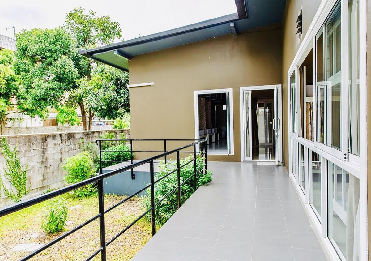 Rastahostel By Little Boat Bãi biển Chaweng Ngoại thất bức ảnh
